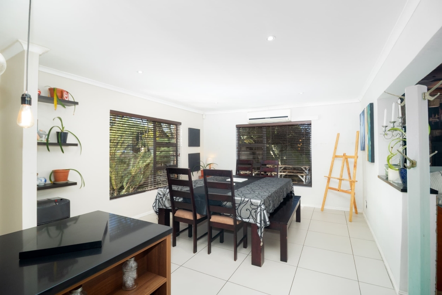 5 Bedroom Property for Sale in Vredekloof Heights Western Cape